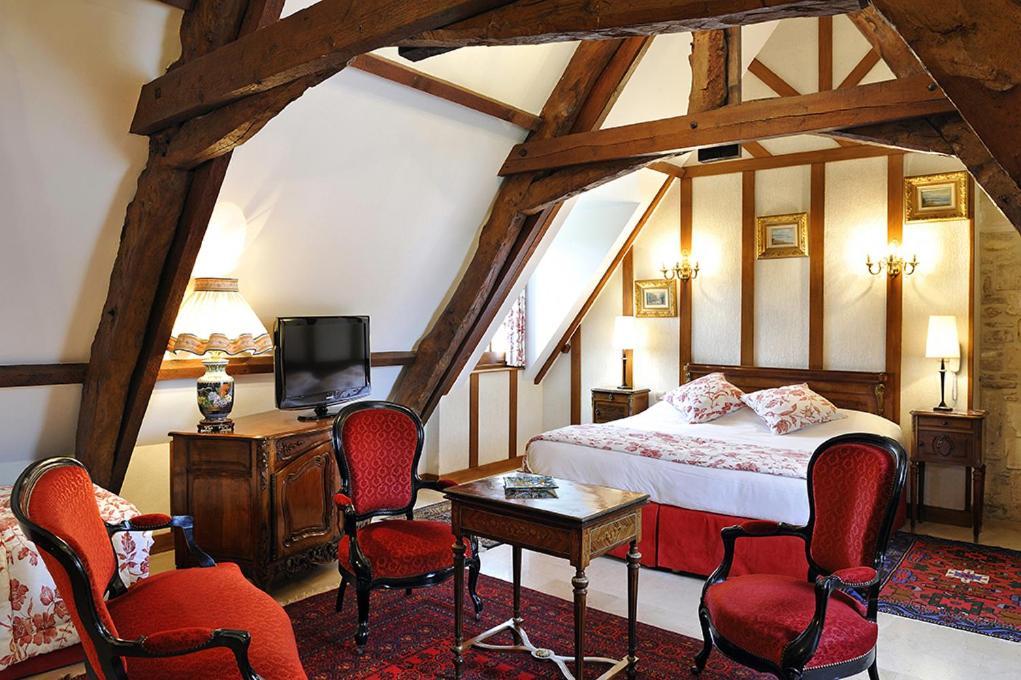 Hotel Le Manoir De Mathan Crepon A La Campagne 5 Mn D'Arromanches Et 10 Mn De Bayeux Exterior foto