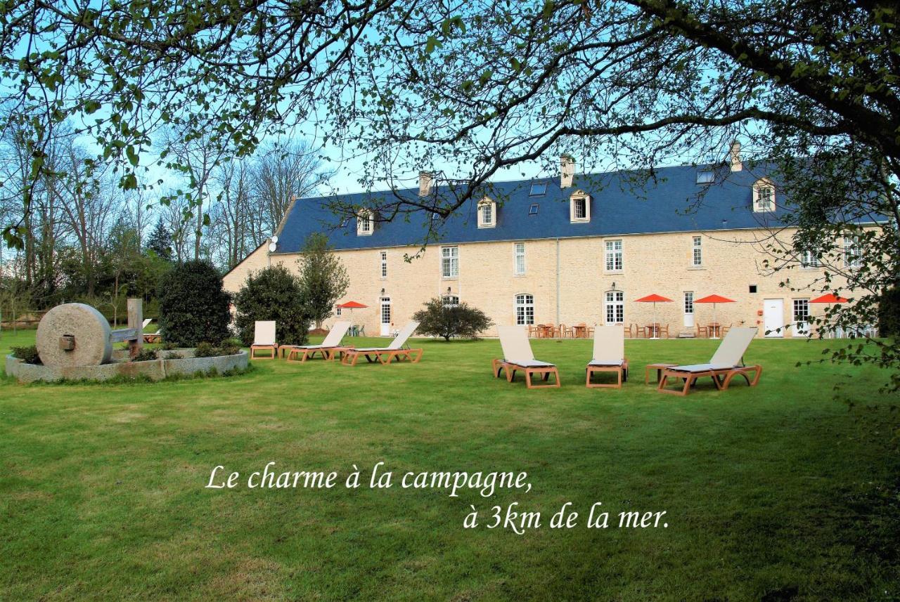 Hotel Le Manoir De Mathan Crepon A La Campagne 5 Mn D'Arromanches Et 10 Mn De Bayeux Exterior foto